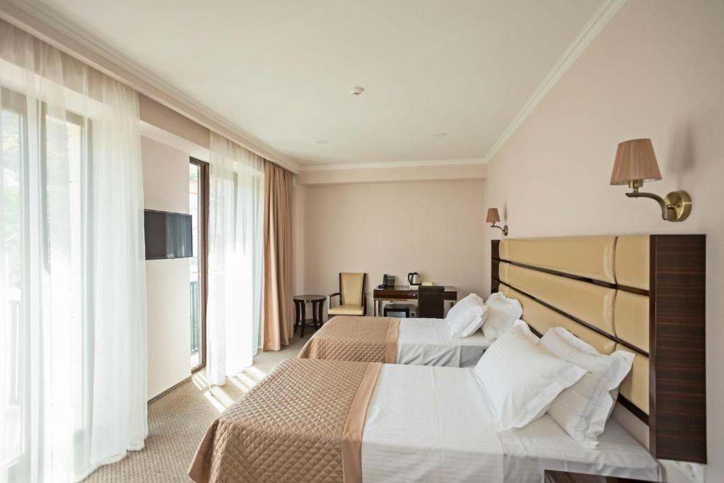 Hotel Genio Tbilisi Exterior foto